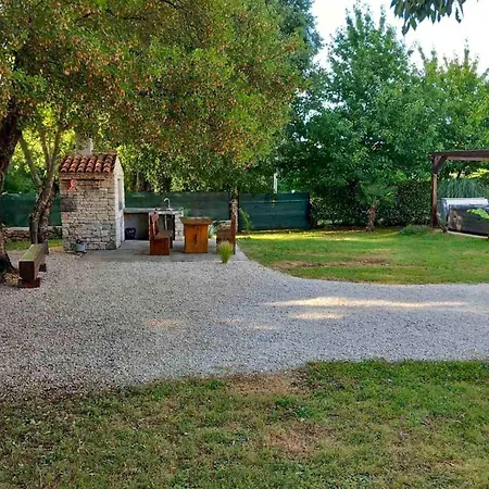 Fuer 6 Personen Ca 90 Qm In Mrgani, Istrien Istrische Riviera