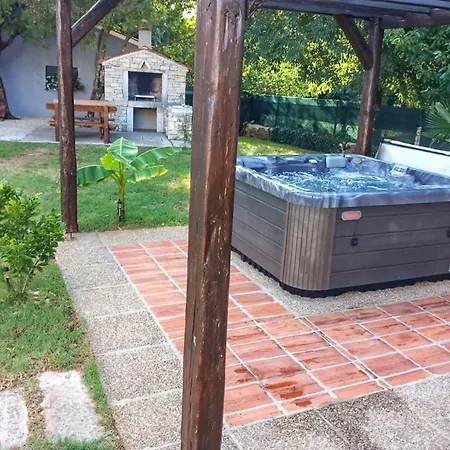 Fuer 6 Personen Ca 90 Qm In Mrgani, Istrien Istrische Riviera Mrgani